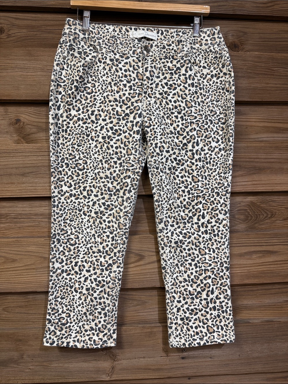 Leopard Print Capris
